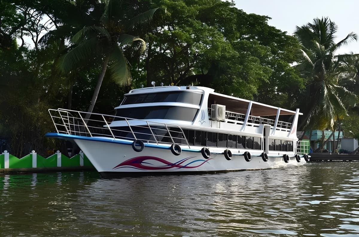 JCT HOUSEBOAT, ALLEPPEY